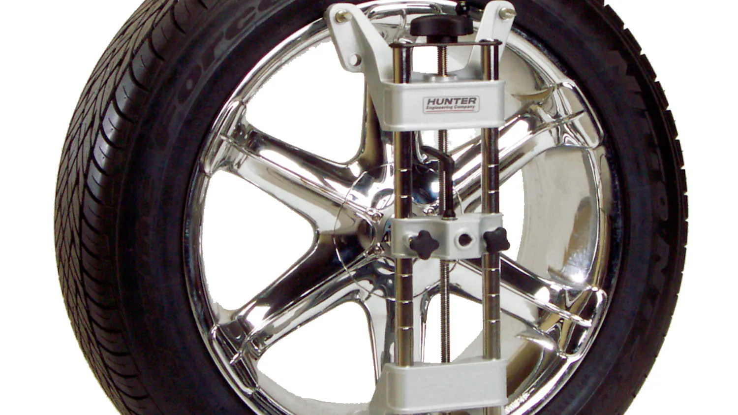 Self-Centering Alignment Wheel Adaptors | Fleet Maintenance