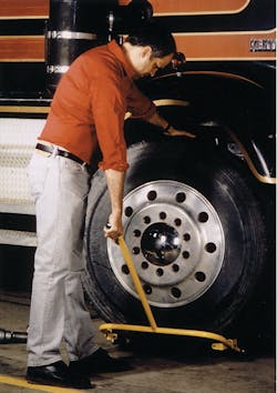 Improvedcleverleverwheelcaddie 10125684 Improvedcleverleverwheelcaddie 10125684