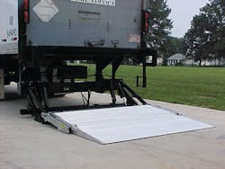 Levelridestowawayliftgate 10125168 Levelridestowawayliftgate 10125168