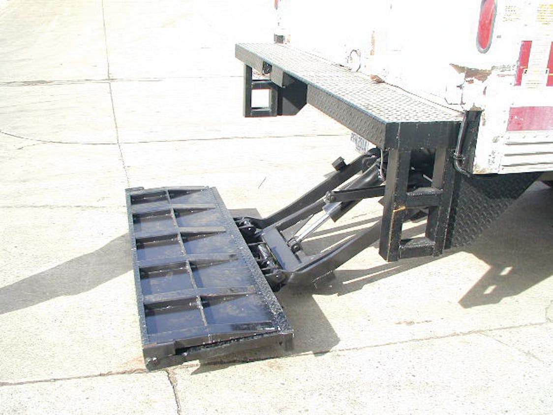 LHS/LLBS HideAWayTM TuckUnder Style Lift Gate Fleet Maintenance