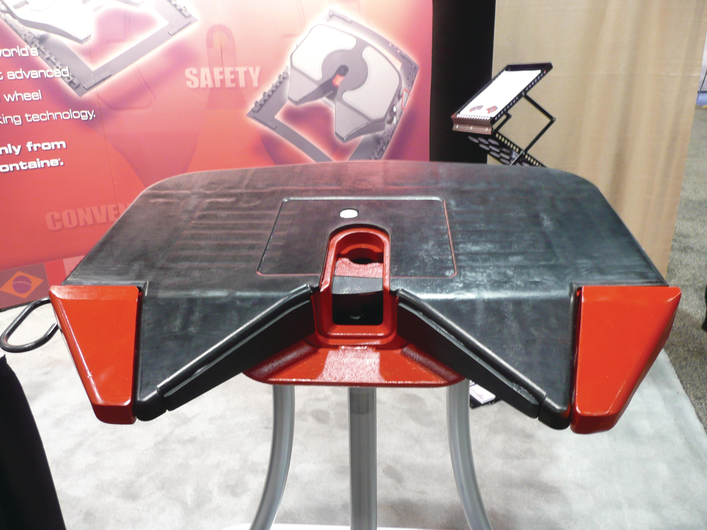 Compositefifthwheel 10130771