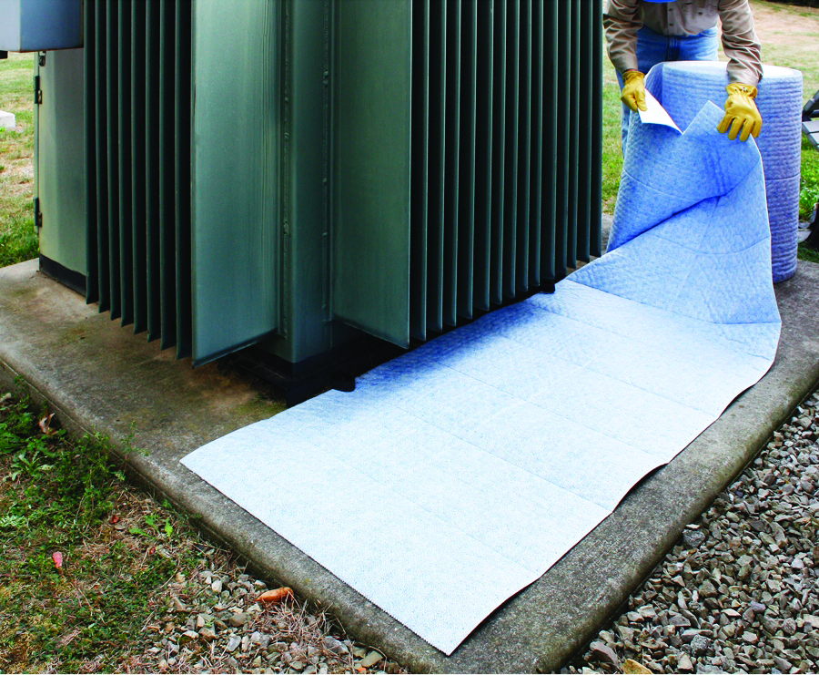 PIG OilOnly Absorbent Mats Fleet Maintenance