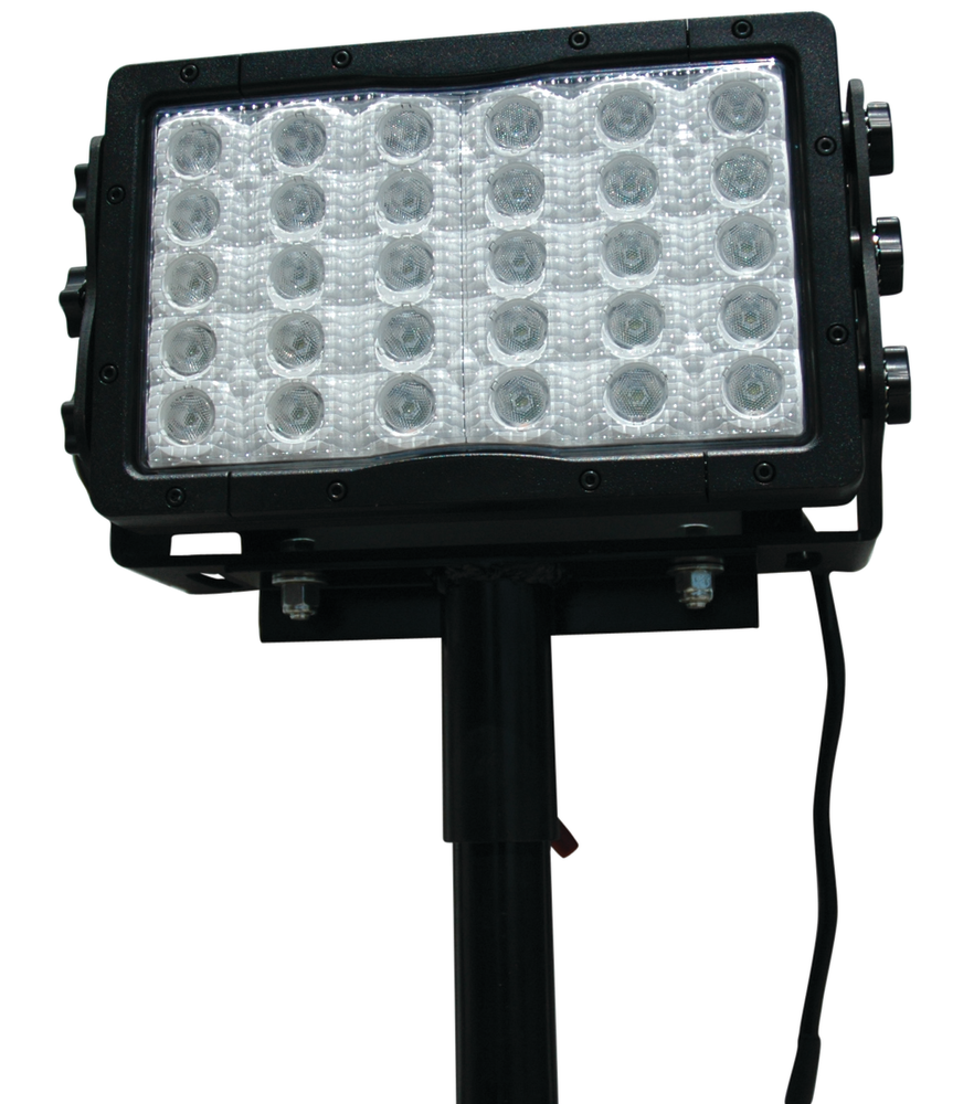 Telescoping pole-mounted LED work light No. FPM-LED5W-30-120V