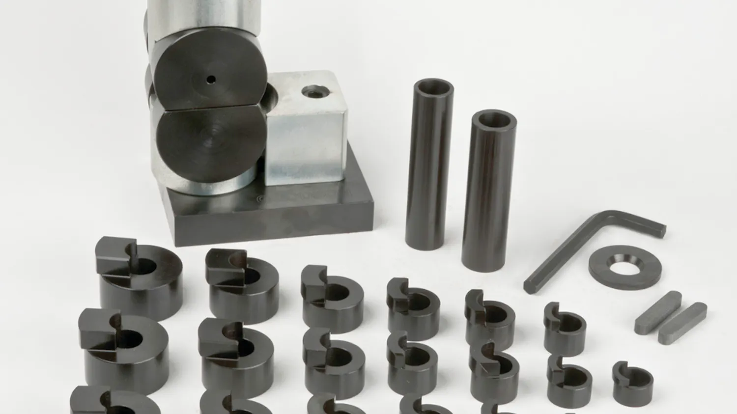 Tapered wrist pin bushing press kit | Fleet Maintenance