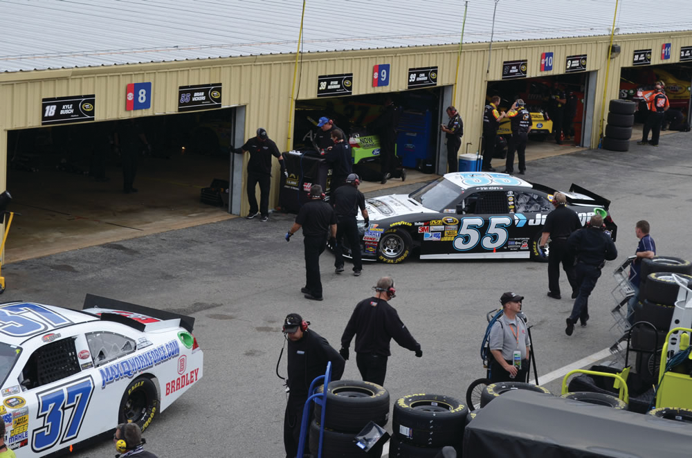 Mike Vickers at the race