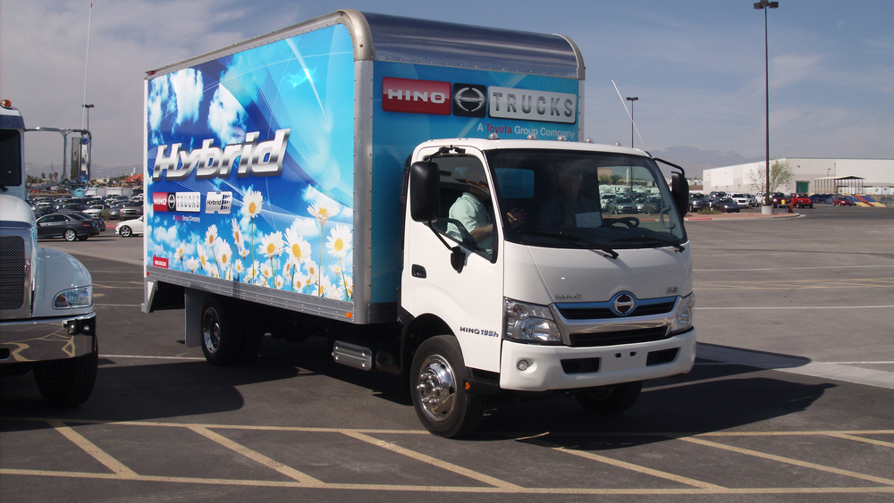 The Hino 195h uses advanced diesel-electric hybrid technology.