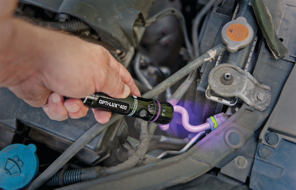 The rechargeable, True UV LED Leak Detection Flashlight, No. 400. For more information on this product check out www.VehicleServicePros.com/10888346.