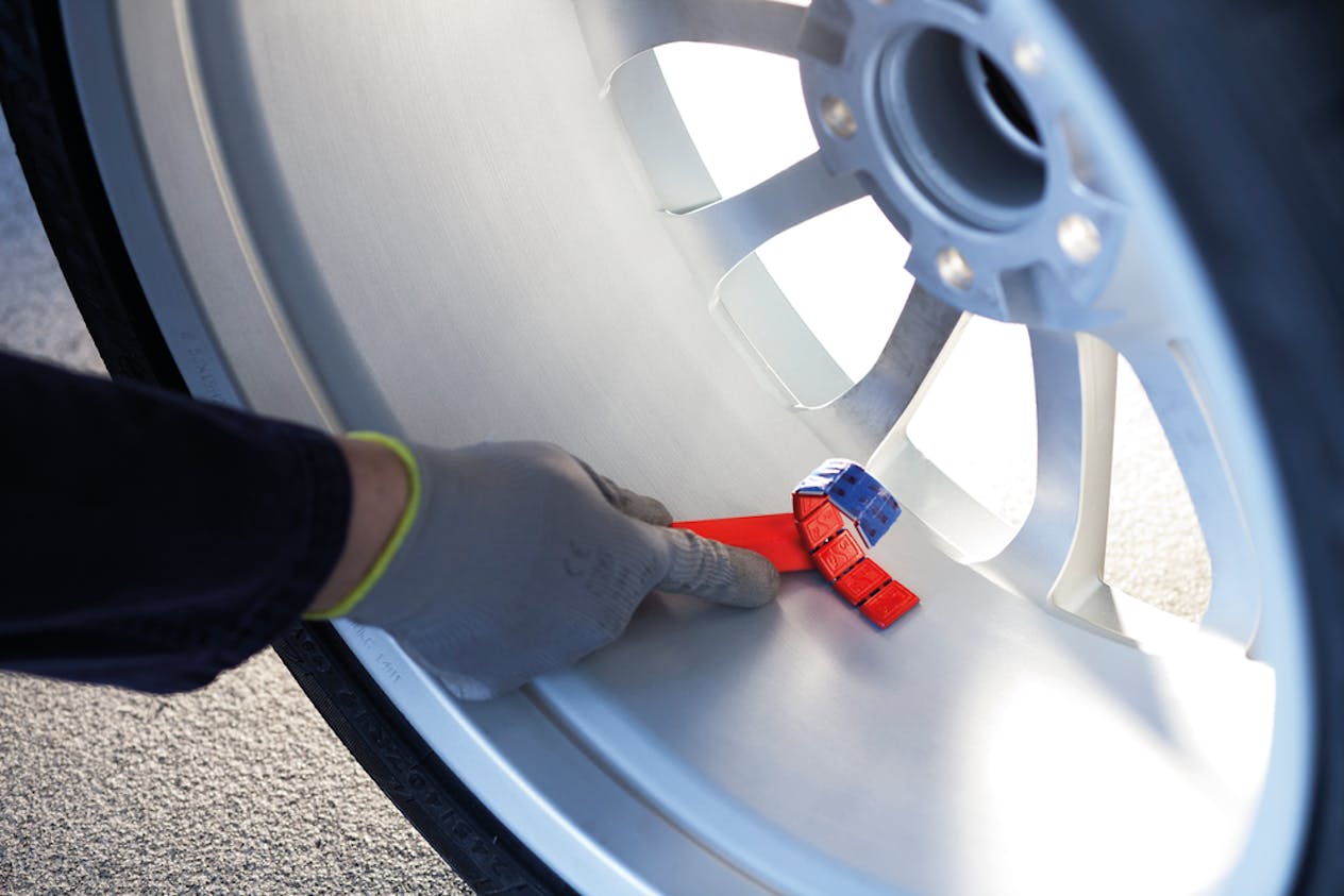 tyre liner tape