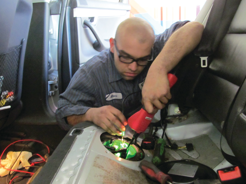 Alex Portillo using a Power Probe Hook on a 2005 Audi A4 fuel pump.