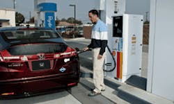 Honda joined a DOE partnership to popularize fuel cell electric vehicles. Honda joined a DOE partnership to popularize fuel cell electric vehicles.