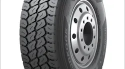 Smart Work AM15 Truck and Bus Radial Tire.