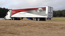 St Photo 16 Truck On Track St Photo 16 Truck On Track