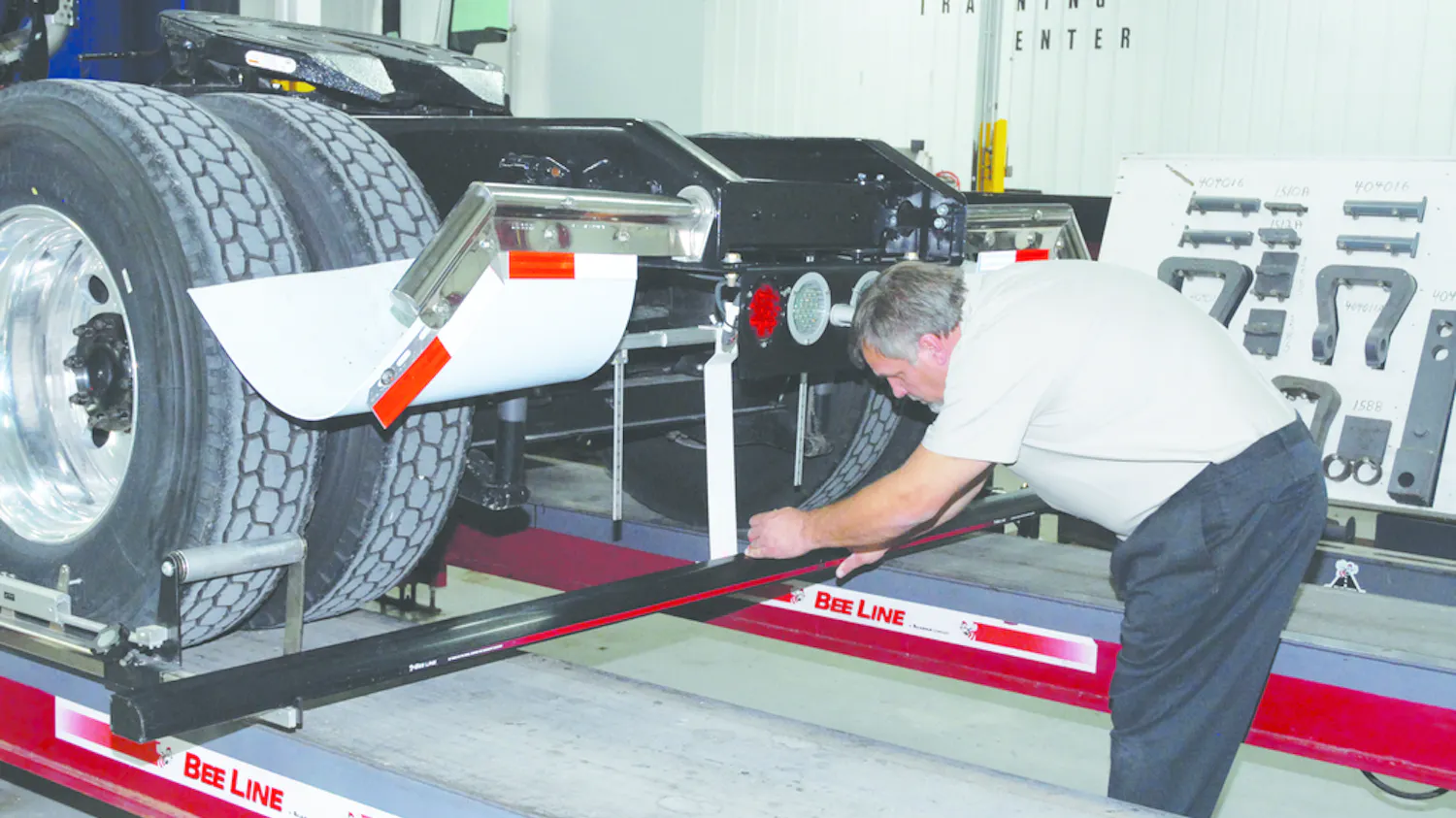 22000 Portable Rear Axle Aligner | Fleet Maintenance