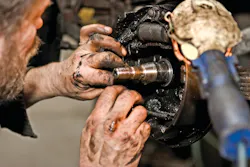 In their work, vehicle technicians come in contact with a variety of skin irritants on a daily basis. Exposure to these elements can result in a variety of occupational skin diseases, including contact dermatitis and system toxicity. In their work, vehicle technicians come in contact with a variety of skin irritants on a daily basis. Exposure to these elements can result in a variety of occupational skin diseases, including contact dermatitis and system toxicity.