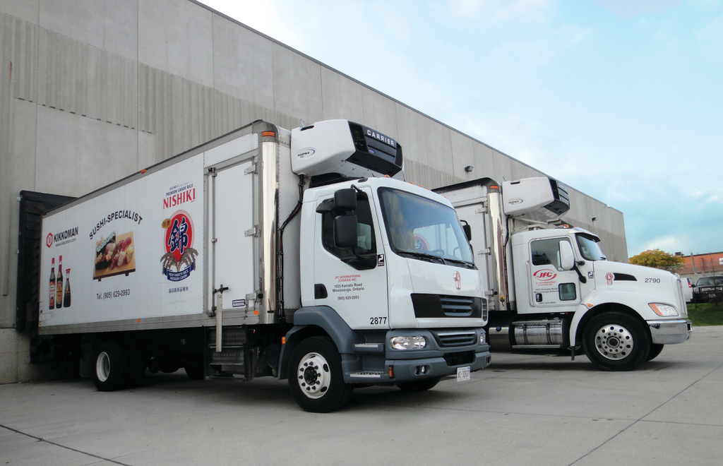 Full-service leasing allows fleet to put the maintenance and guarantee of uptime on the leasing company, plus remove headaches of ownership and maintenance.