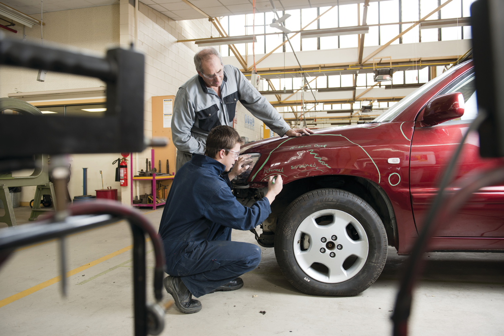 The MAT&sup2; program in Michigan is an apprentice-to-journeyman type program that is helping to bring new vehicle technicians into the industry.