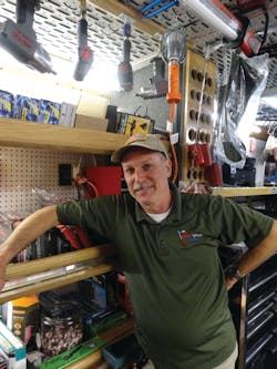 Bob Flynn has carved a niche for himself as an independent in the highly competitive Austin, Texas tool market. Bob Flynn has carved a niche for himself as an independent in the highly competitive Austin, Texas tool market.