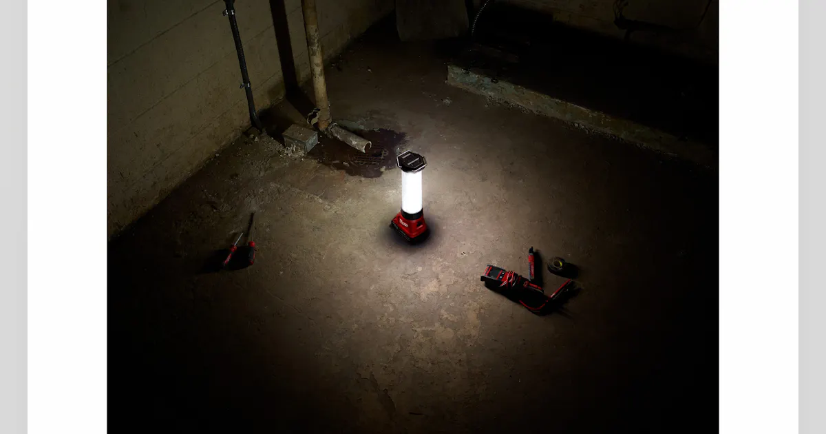 Milwaukee introduces new TRUEVIEW lighting technology for worklights ...