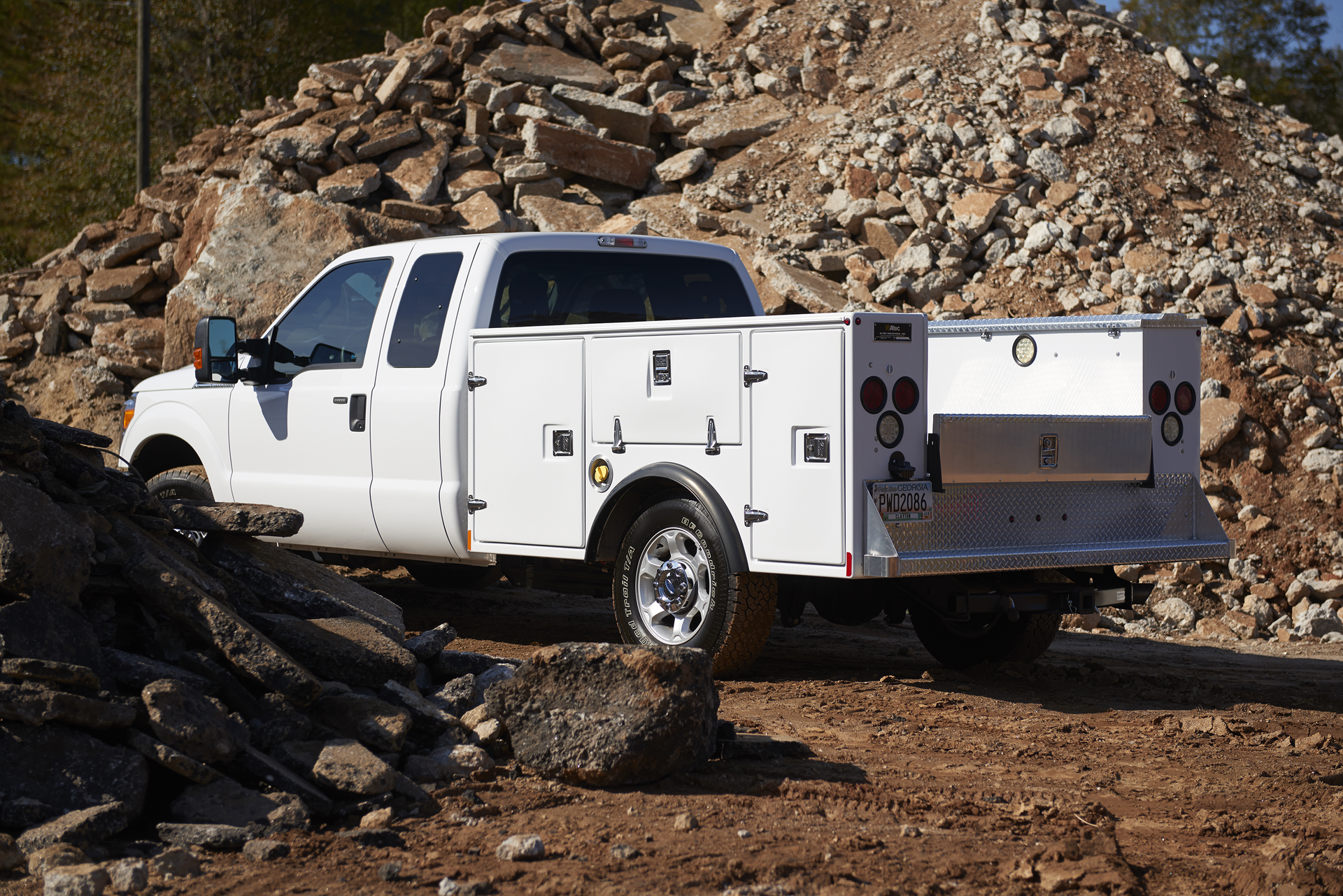 Altec fiberglass bodies 551aea24885d5