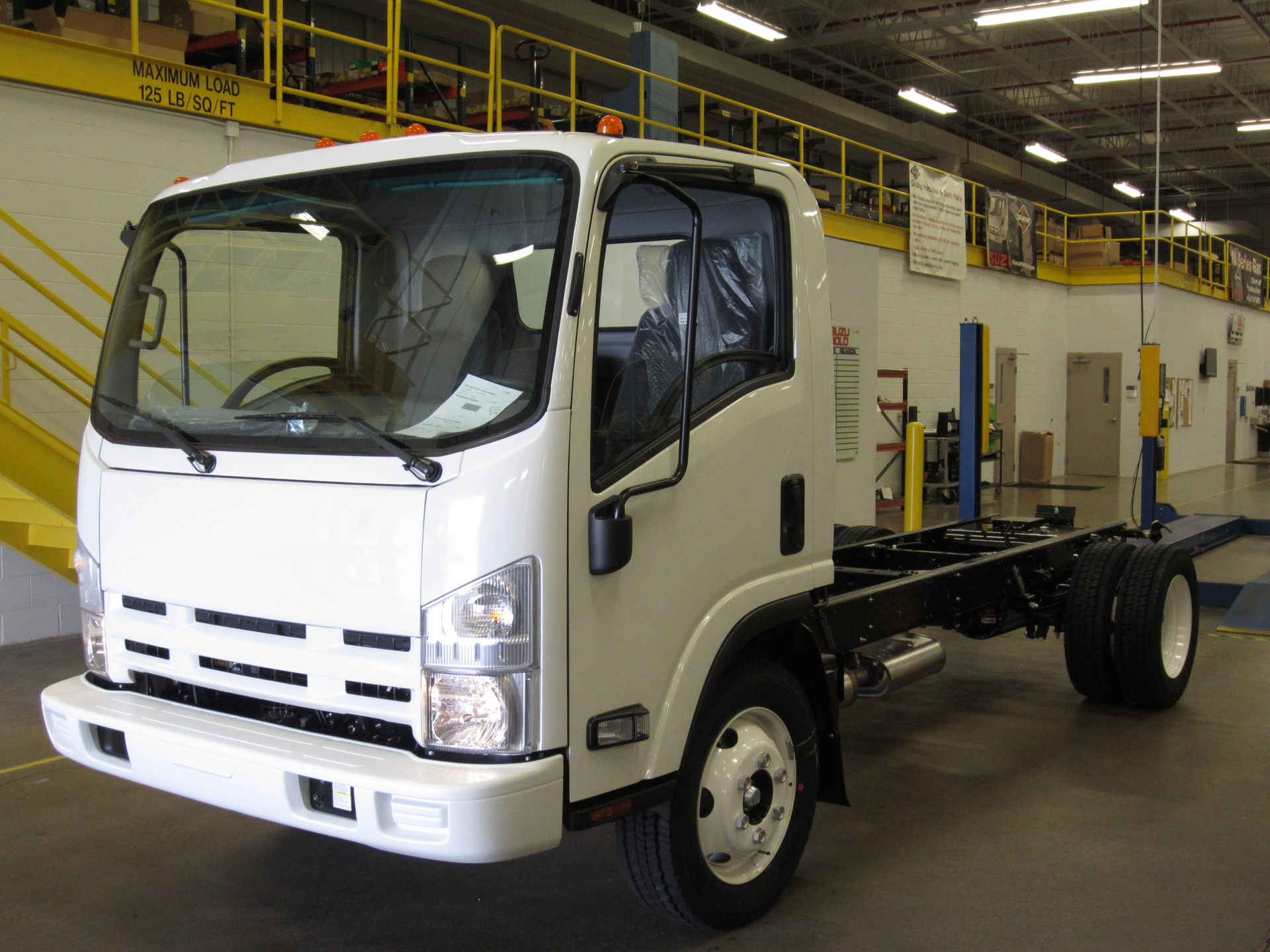 20 000 Isuzu Gas Truck 553e44737a774