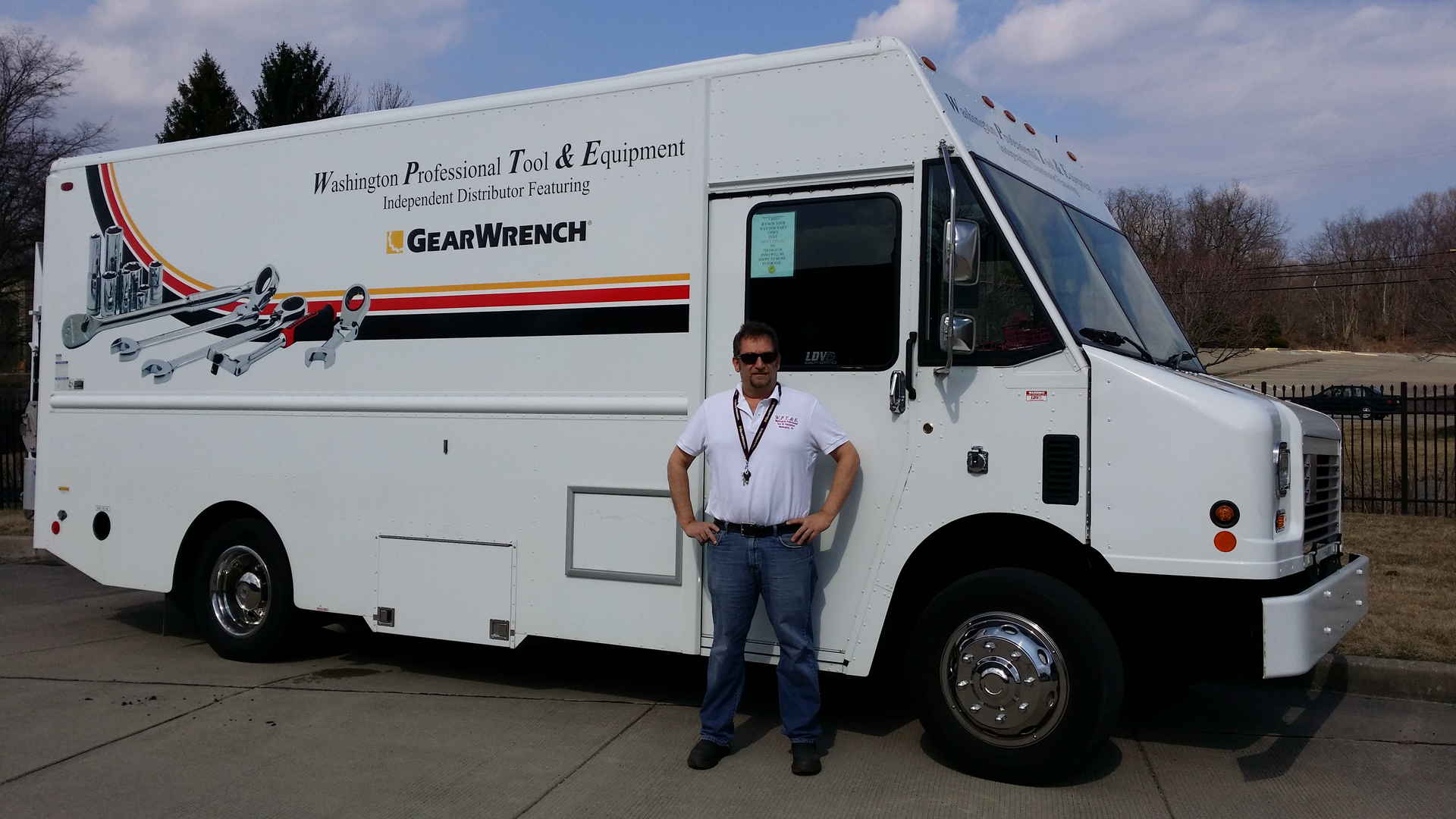 &ldquo;In the next five years, I&rsquo;d like to increase my business by 25 to 30 percent,&rdquo; says Pennsylvania-based independent distributor Stacey Remai. &ldquo;I feel like the way to do that is through electronic means.&rdquo;