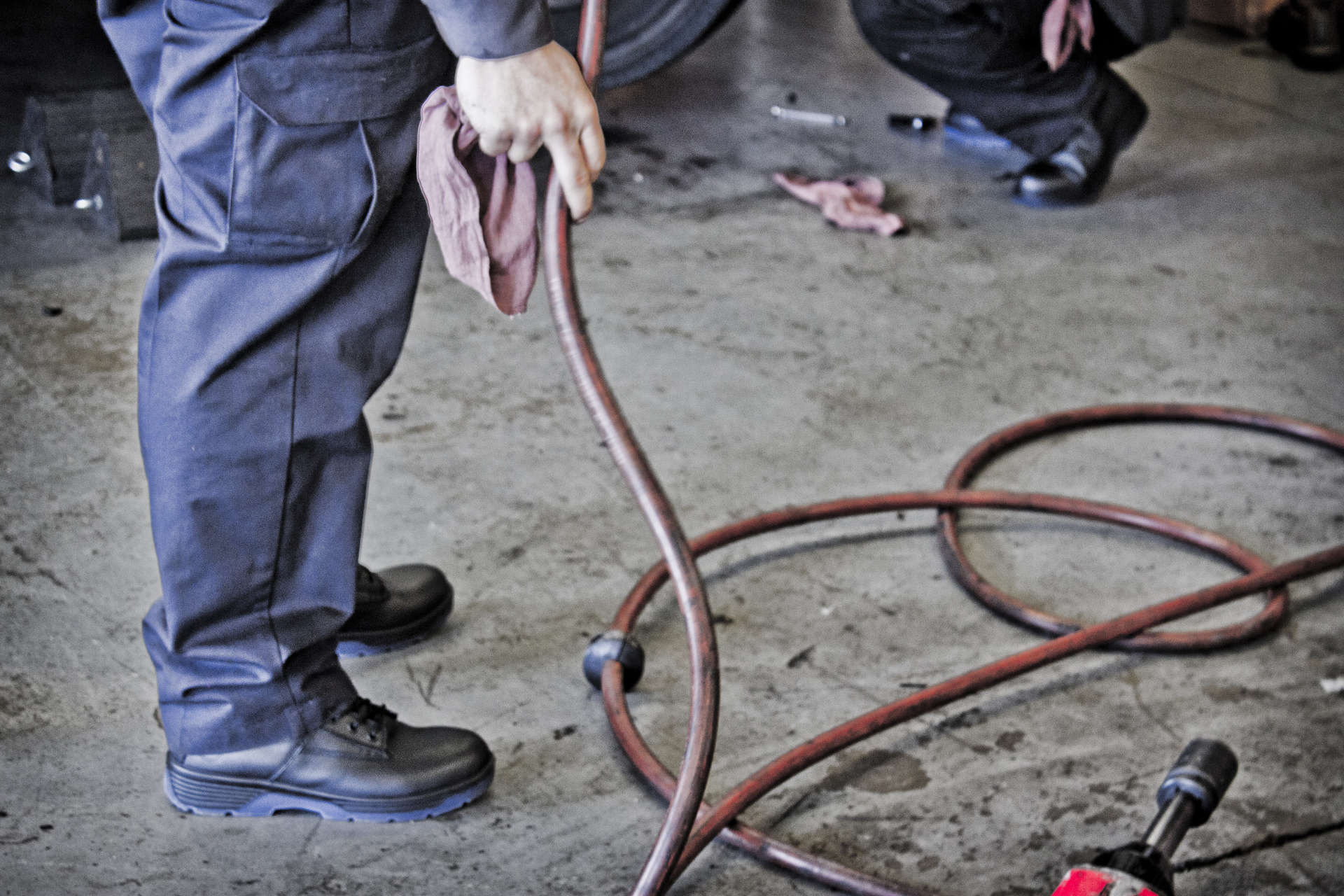 When selecting a new pair of work boots, technicians should make sure they fit well and are comfortable, plus have the features applicable to their work, which could include a safety toe, water resistance or puncture proof foot-bed.