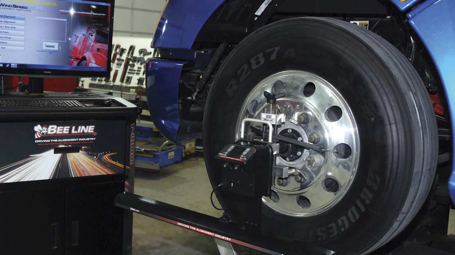 LC7500 wheel alignment system | Fleet Maintenance