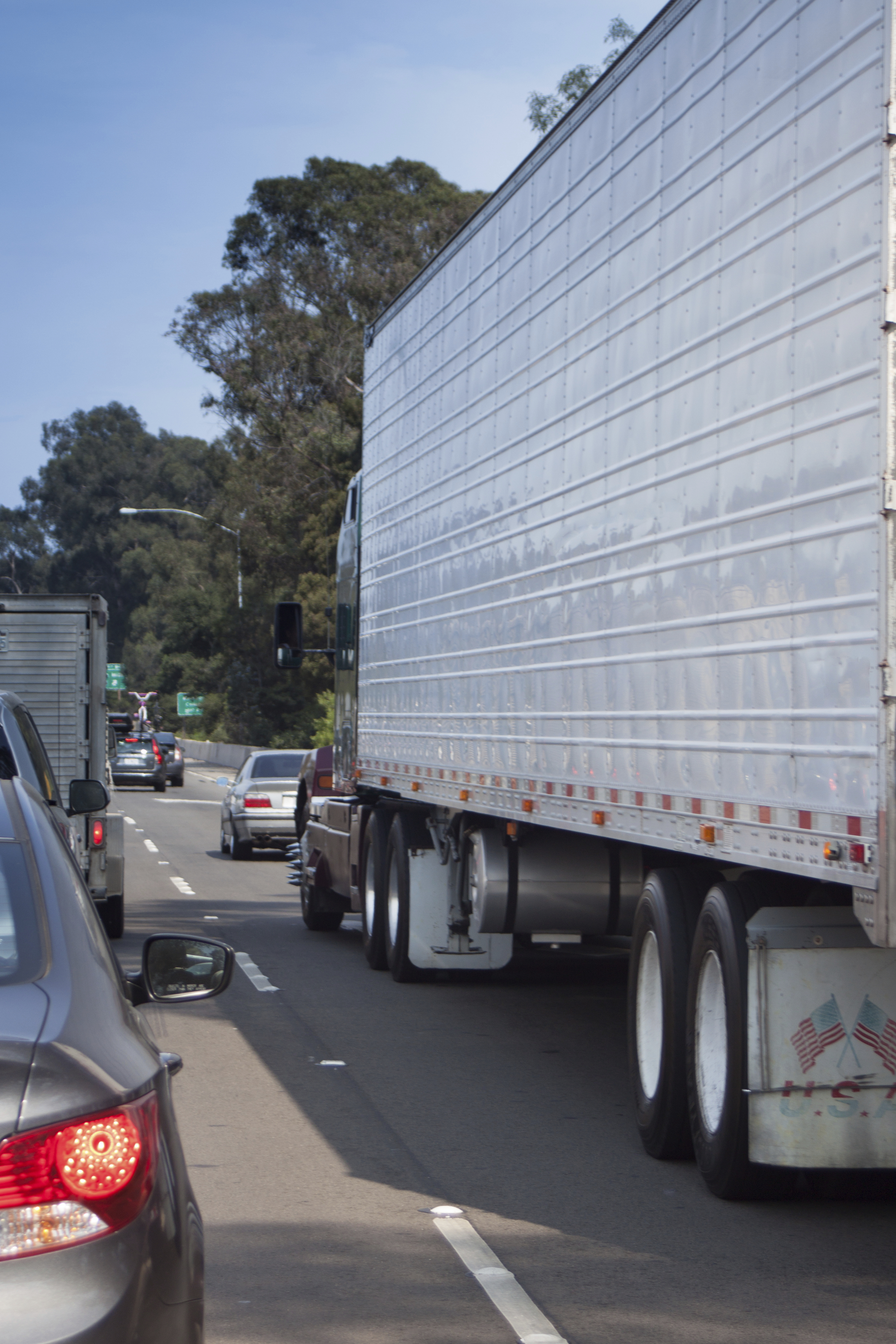 The replacement of existing brakes solely to meet RSD requirements may have a more negative than positive effect for truck tractor safety.