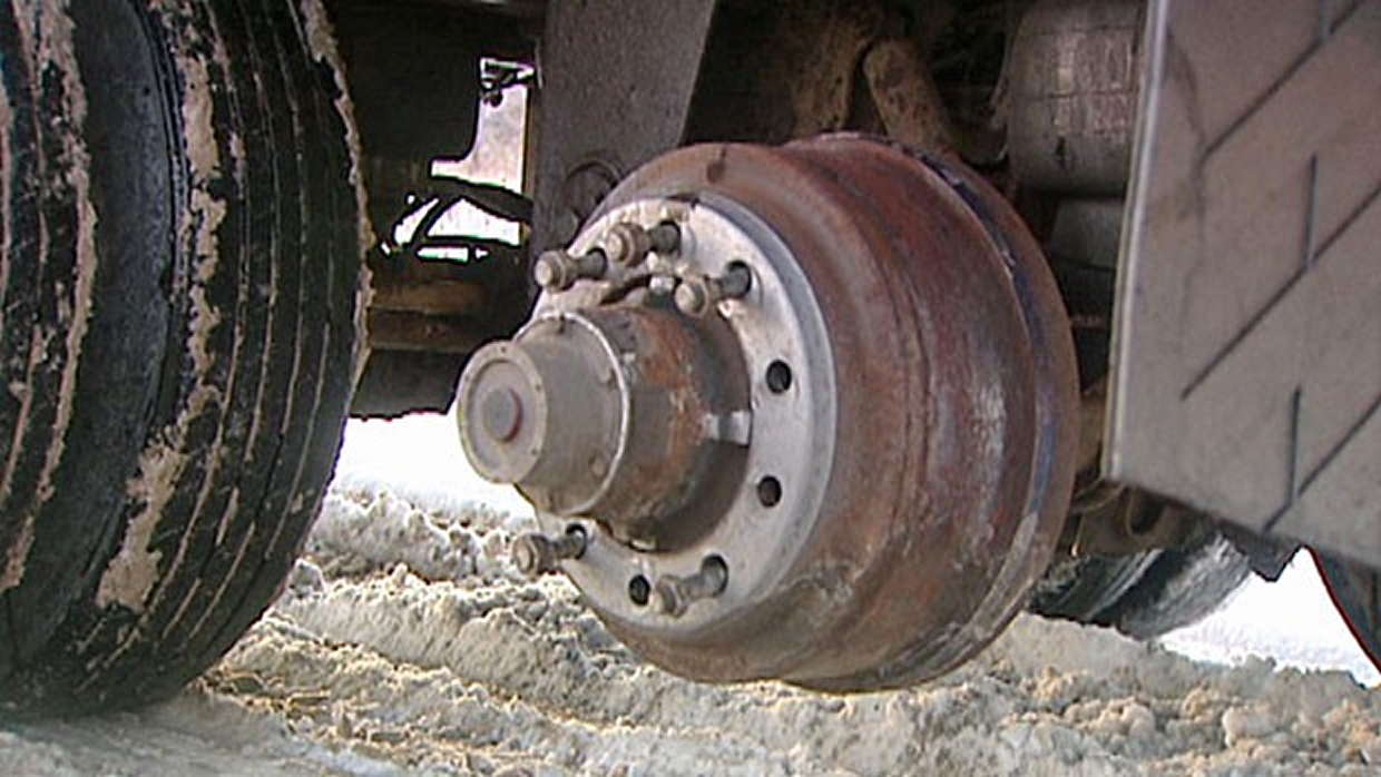 Keep the wheels on your trucks Fleet Maintenance