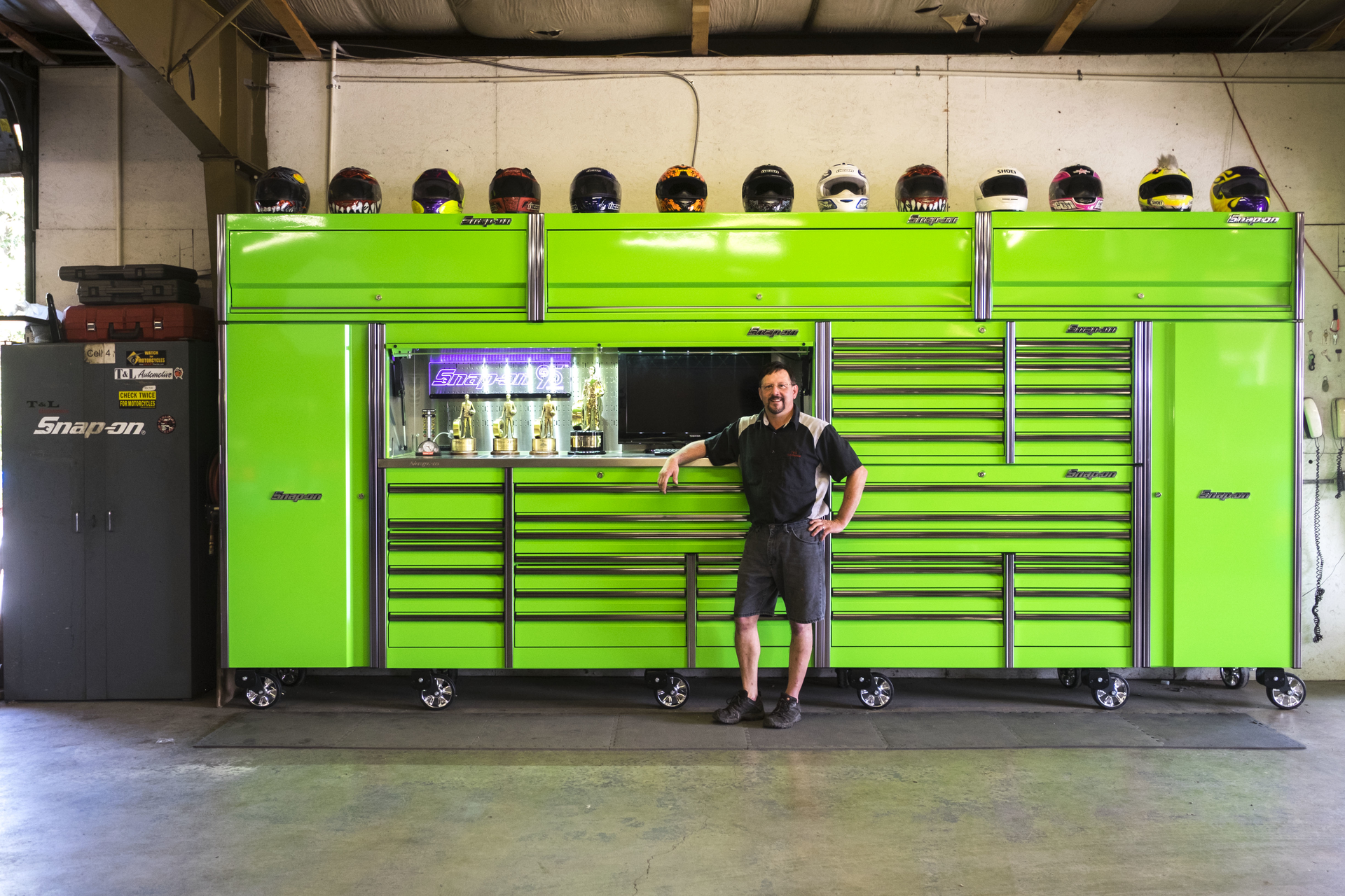 The lime green color and the overall size of the box are Grimes' favorite features.