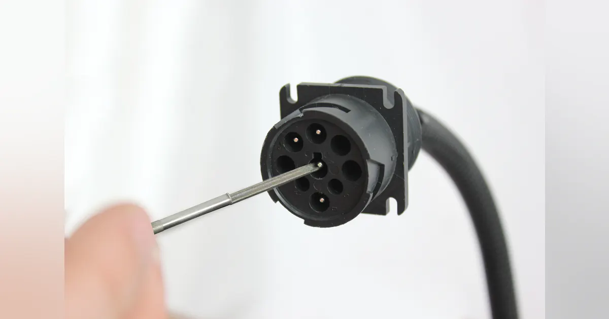 Pin Cleanling Machine IPA's Micro-Male Pin Cleaners eliminate corrosion and restore ...