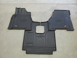 Freightliner Coronado 122 Sd Floor Mats Manual Trans 56534030553df Freightliner Coronado 122 Sd Floor Mats Manual Trans 56534030553df