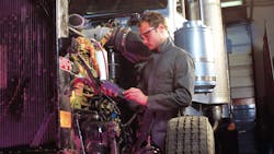 The maintenance schedule should be updated every two to four hours to visually reflect the actual status of all jobs. The maintenance schedule should be updated every two to four hours to visually reflect the actual status of all jobs.