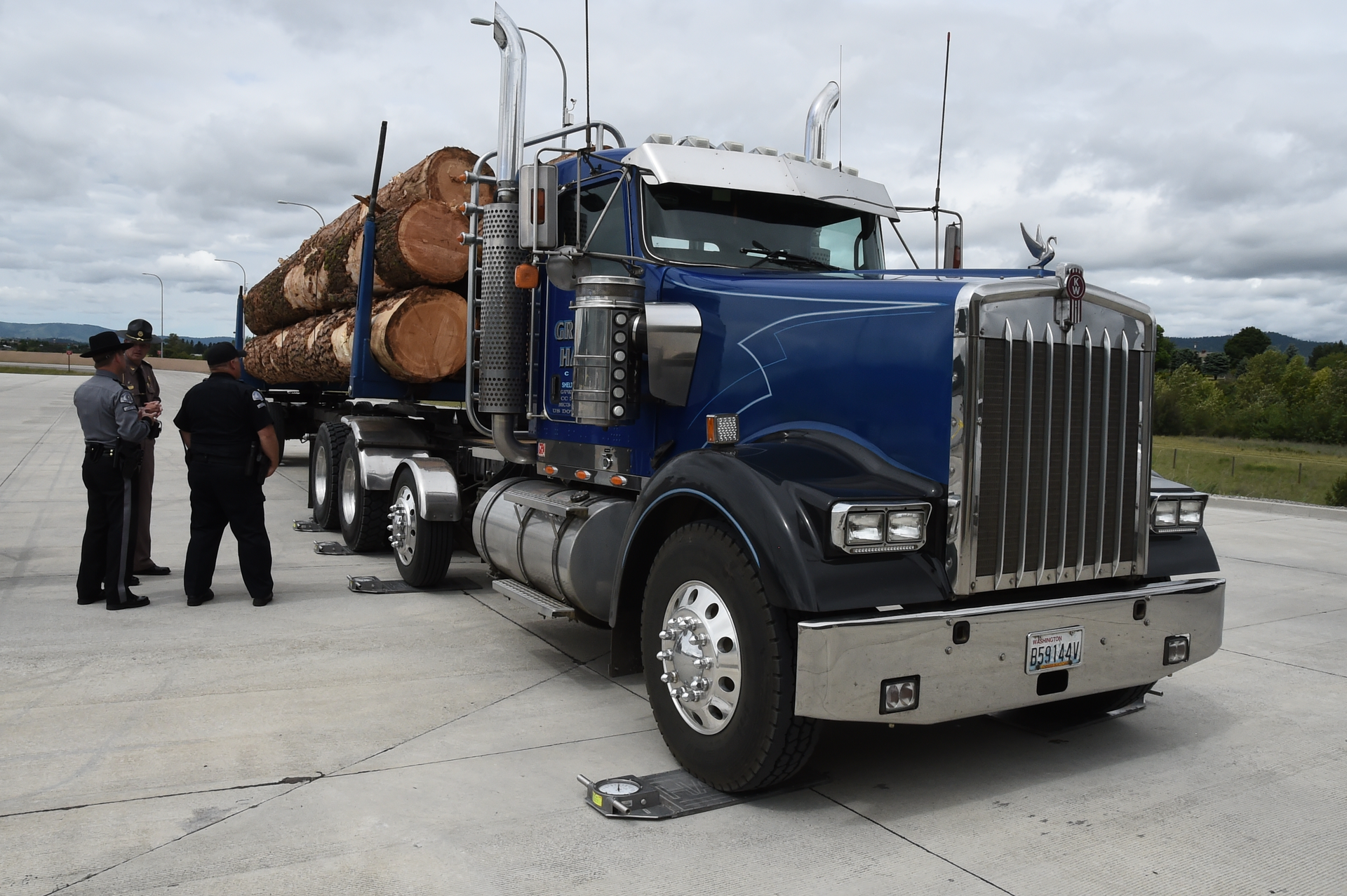 A number of factors determine exactly how CSA inspectors assess a vehicle&rsquo;s safety and directly influence drivers&rsquo; and motor carriers&rsquo; safety records.