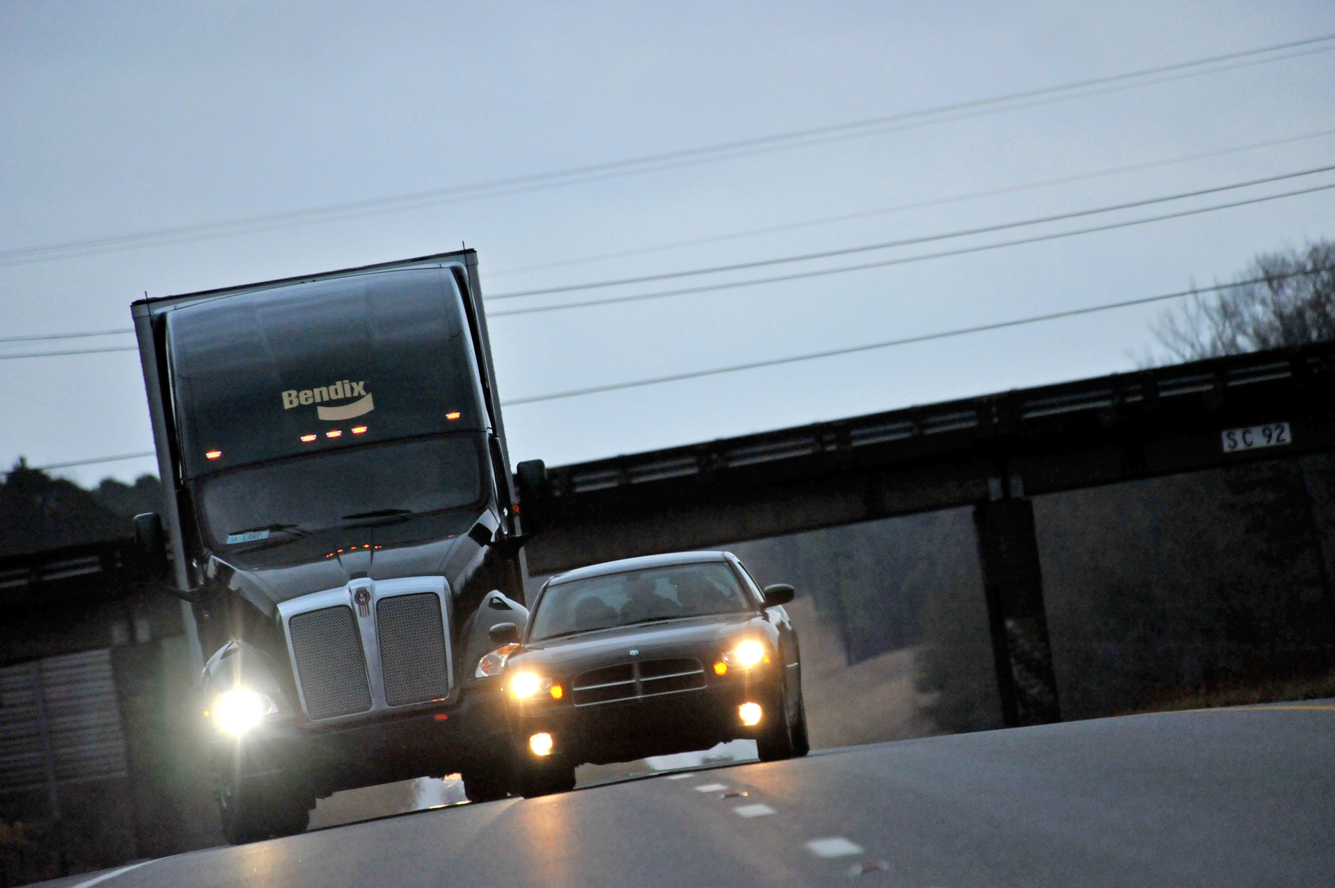 Bendix&rsquo;s presentation to fleet client groups from National Interstate Insurance Company included discussion of active safety technologies, including Bendix Wingman Fusion, which may help truckers reduce the more than 23,000 rear-end collisions involving heavy trucks that occurred in 2013 (the most recent year for which data is available).