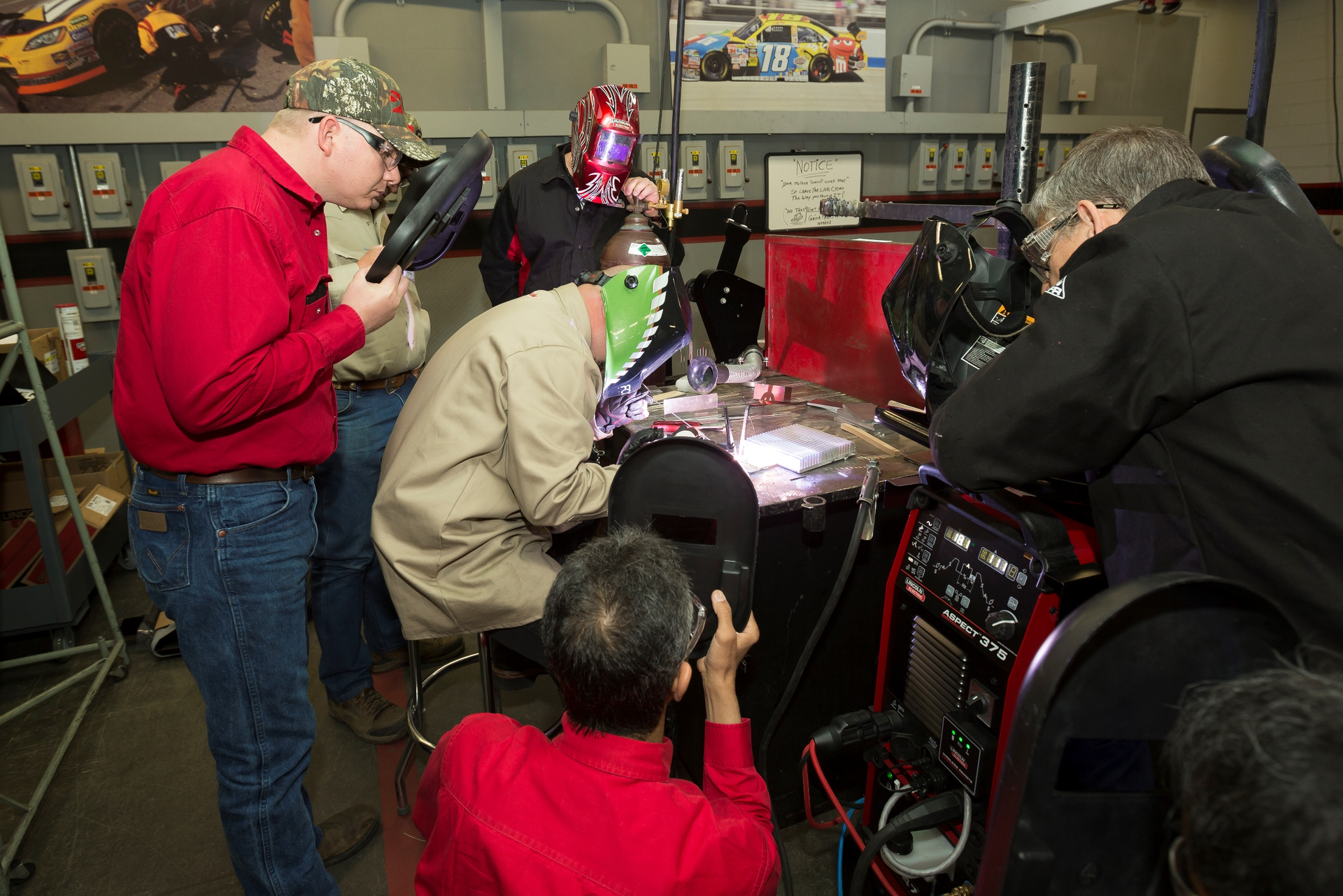 LincolnElectric 2016Seminars sm 56c5f8e638efa