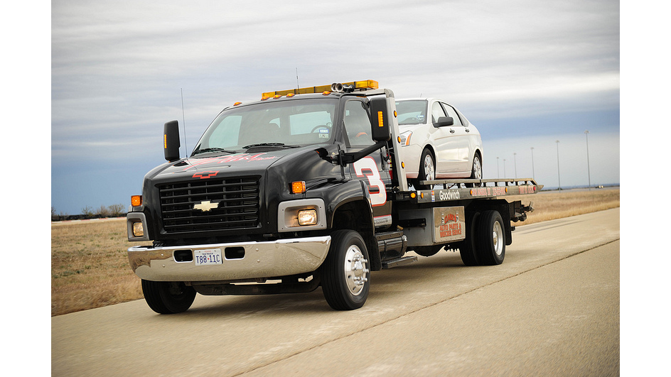 Every medium duty fleet is different. So when spec&rsquo;ing vehicles, these fleets need to keep a number of considerations in mind when deciding between vehicles equipped with manual transmissions or vehicles equipped with automatic transmissions.