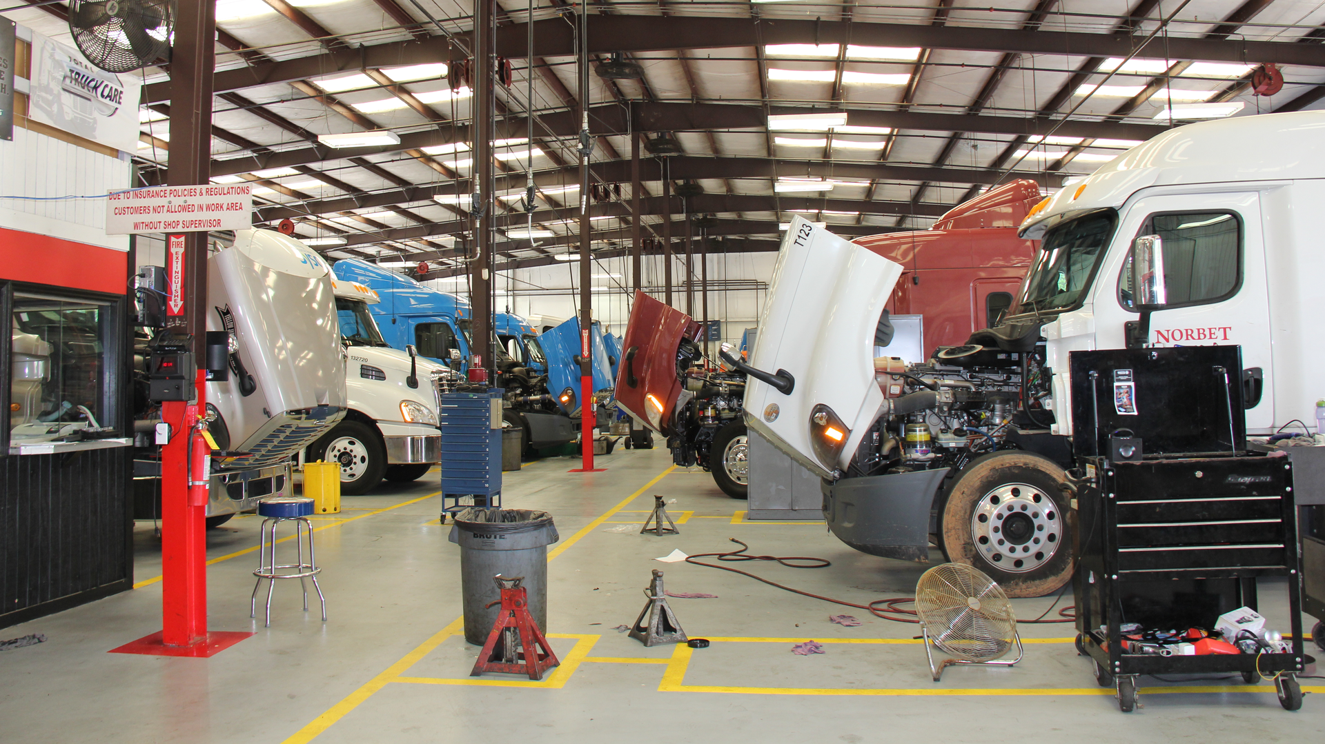 There are many simple measures and processes than can be applied to any maintenance operation to reduce costs, which is more beneficial than cost cutting. This can be done taking a discerning look at the operation to determine where changes and adjustment can be made to increase efficiencies and productivity.