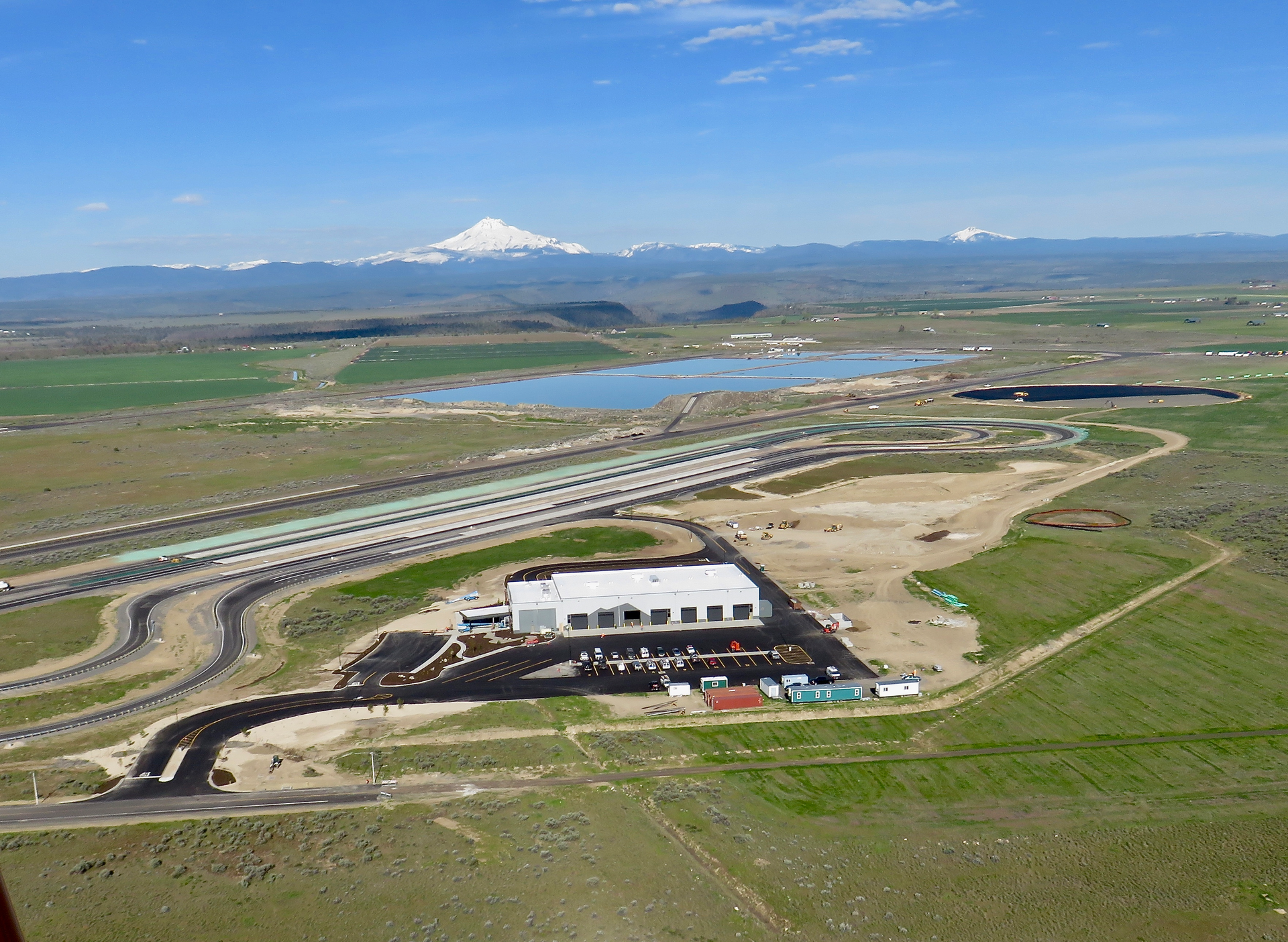 Daimler Trucks North America (DTNA) celebrated the completion and official opening of its new High Desert Proving Grounds in Madras, Oregon.