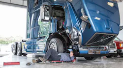 Because of the considerable consequences contaminated fuel can have on a vehicle’s fuel system and engine, it's very important to understand the key benefits of a properly maintained fuel system and how fuel filtration contributes to fuel system performance.