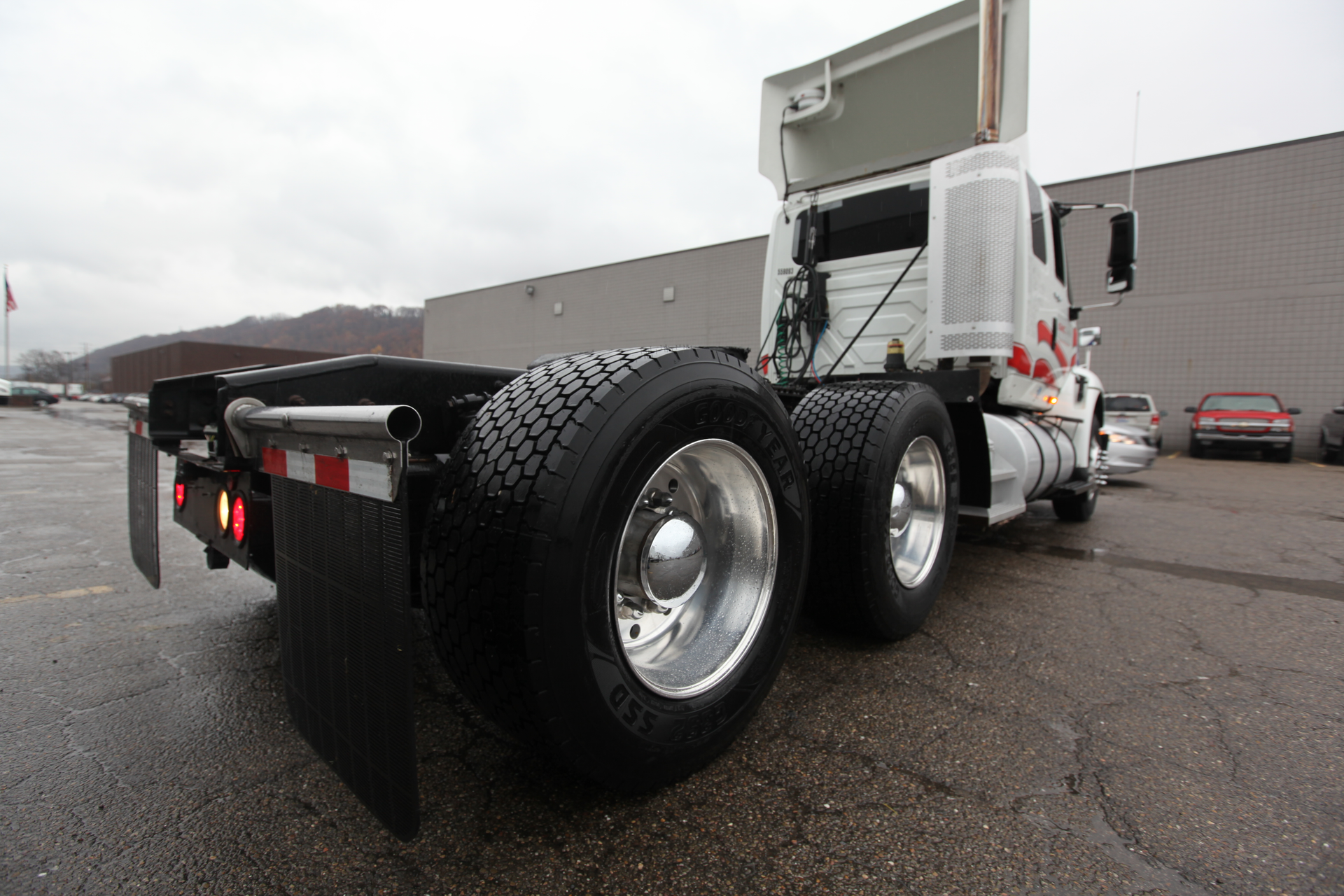 Benefits of wide base tires compared to dual tire configurations include weight reduction, fuel efficiency, reduced maintenance and fewer tires to inventory,