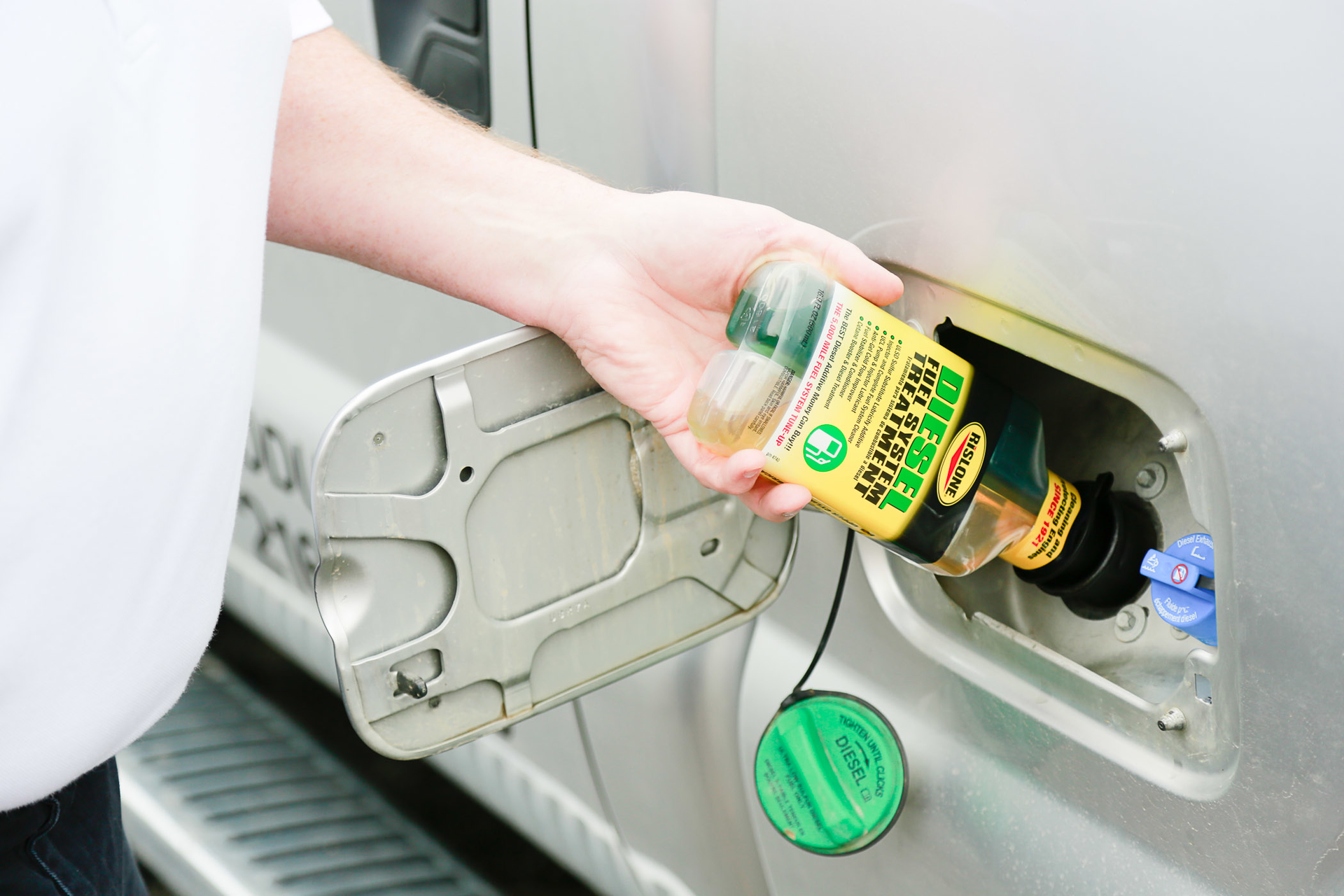 Tech Tip How to spot and clean a dirty fuel injector Fleet Maintenance