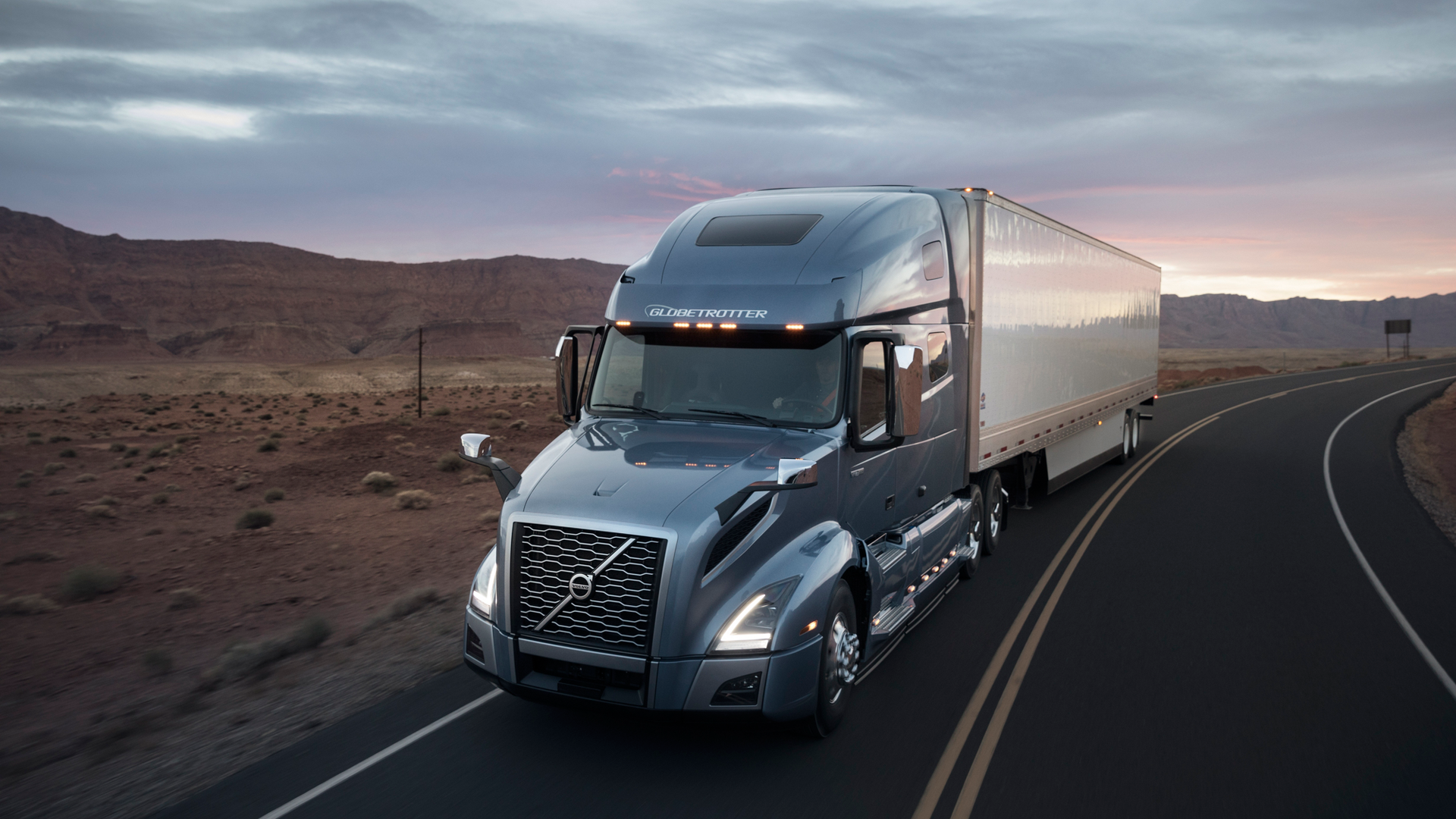 The range of options covers new orders, like the new VNR and VNL series, including the VNL 760.