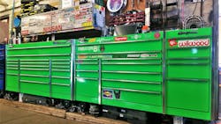 Two matching Snap-on KRL Master Series toolboxes take up 12' of wall space in this tech's shop. Two matching Snap-on KRL Master Series toolboxes take up 12' of wall space in this tech's shop.