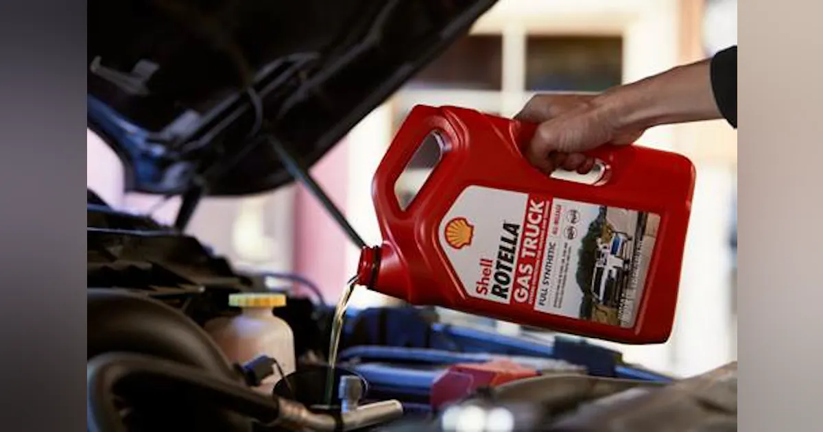 Shell Engine Oil Red Shell Lubricants introduces Shell Rotella Gas Truck engine oil | Fleet ...