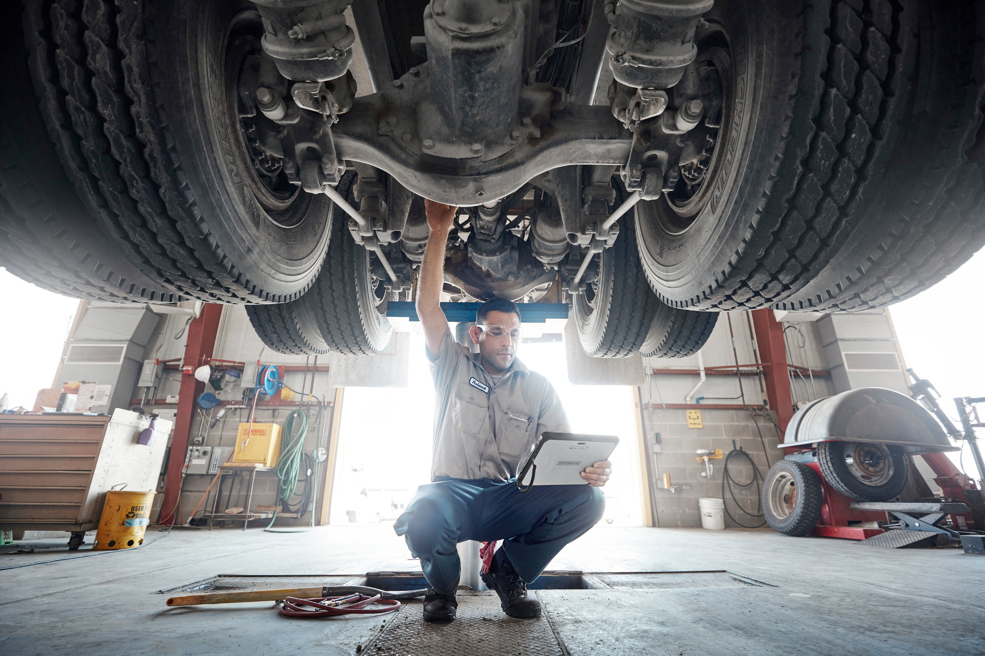 Tablets help technicians that must move around the shop frequently and fit into tight spaces, like under the hood or vehicle.
