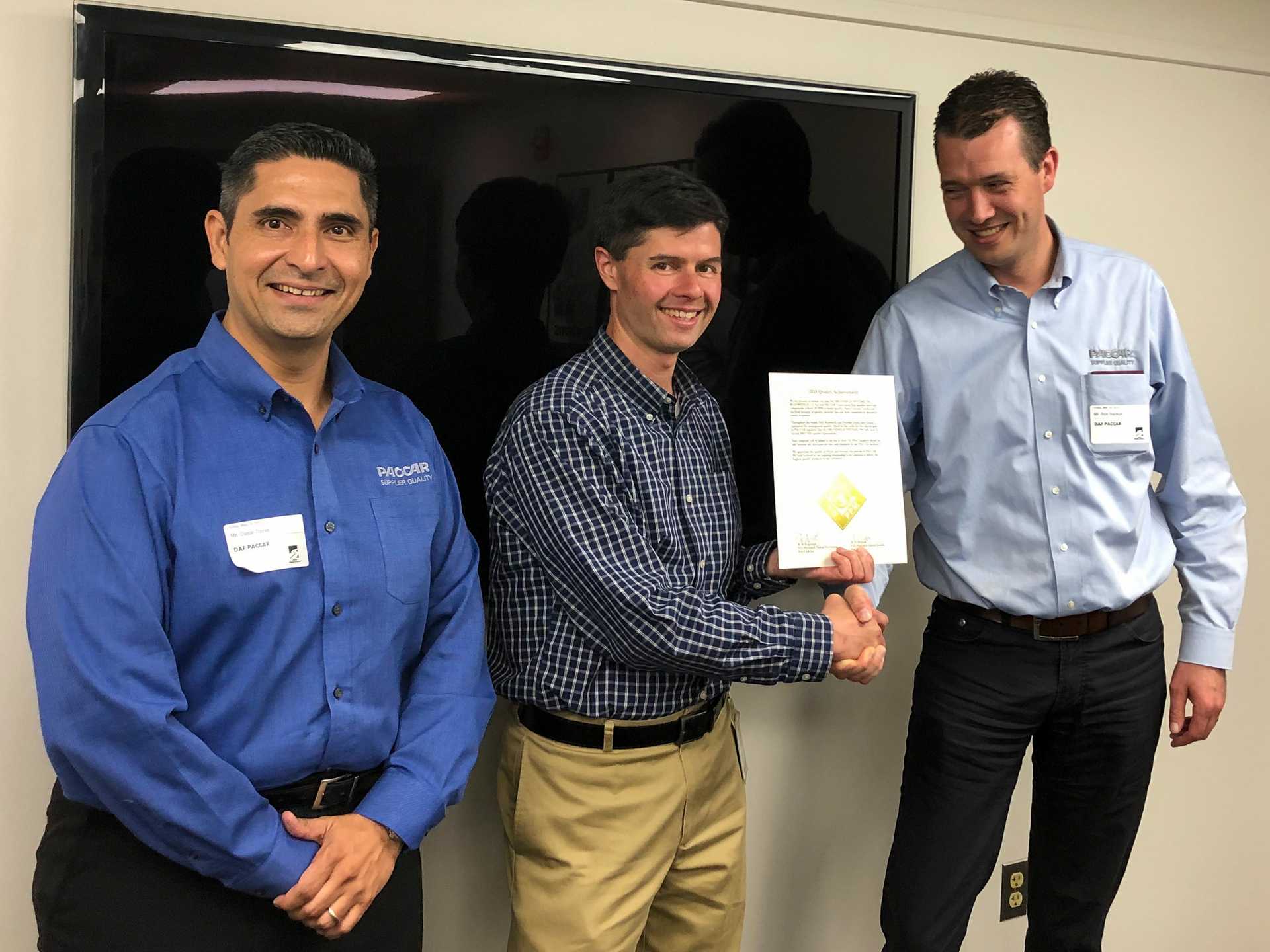 PACCAR presented Jacobs with the PACCAR 10 PPM award for 2018 during a recent visit to Jacobs Vehicle Systems&rsquo; Bloomfield, Connecticut, headquarters. Pictured left to right: C&eacute;sar Torres Arteaga, supplier quality manager (PACCAR Engine Company), David Biron, director, quality and reliability (Jacobs), and Rob Backus, team manager supplier quality (DAF Trucks Netherlands).