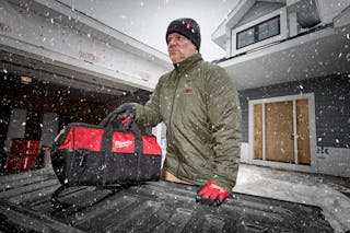 Milwaukee m12 heated axis on sale jacket