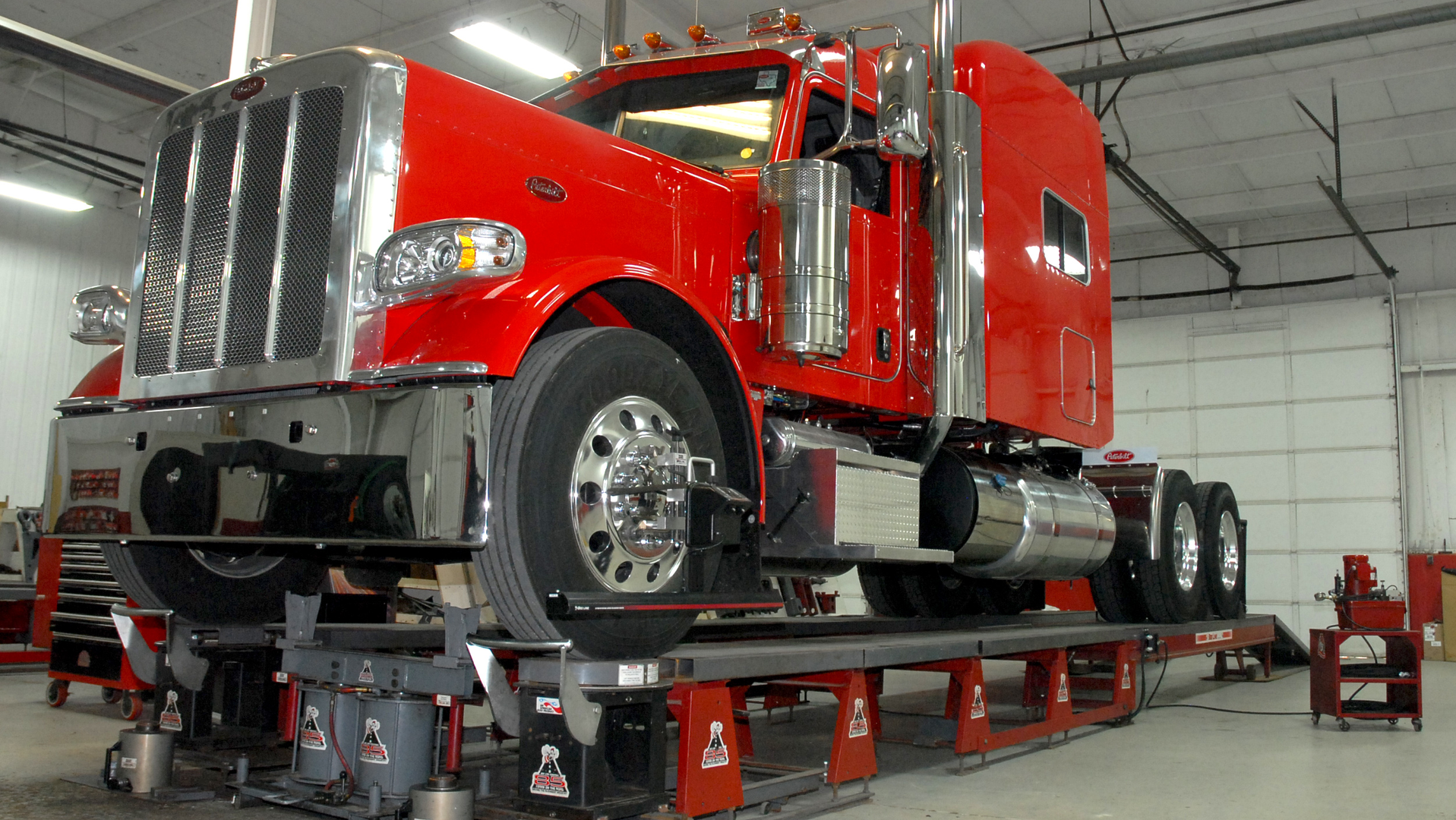 When fleets bring alignment in-house, they have tighter control on quality, how the work is handled, proper training for technicians, and flexibility with scheduling of the service.