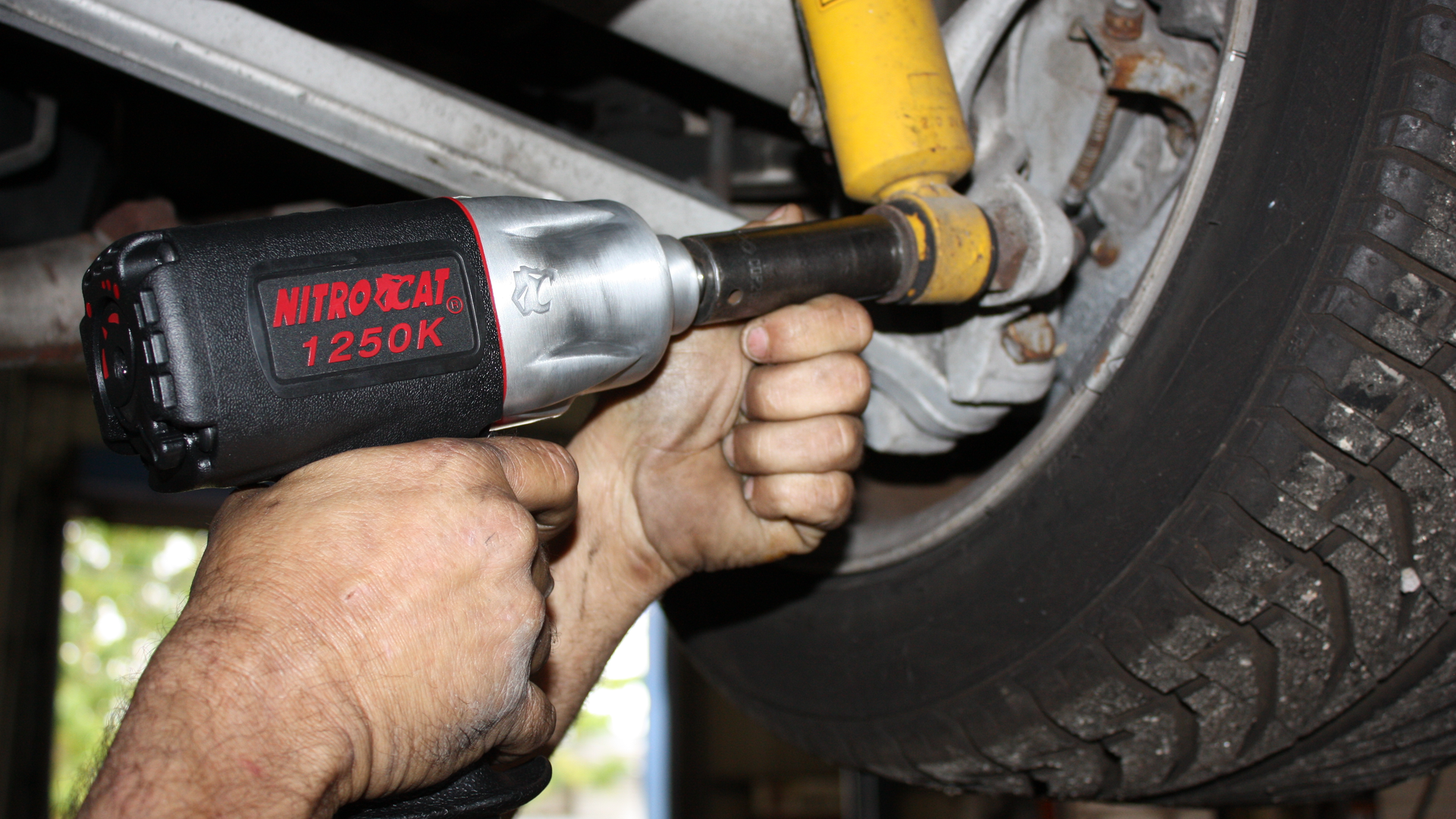 1250 K On Truck Shock Absorber 5eb43c024aafd